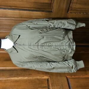 Vintage Military Bomber Jacket | 100% Aramid Material | Size Medium | Green
